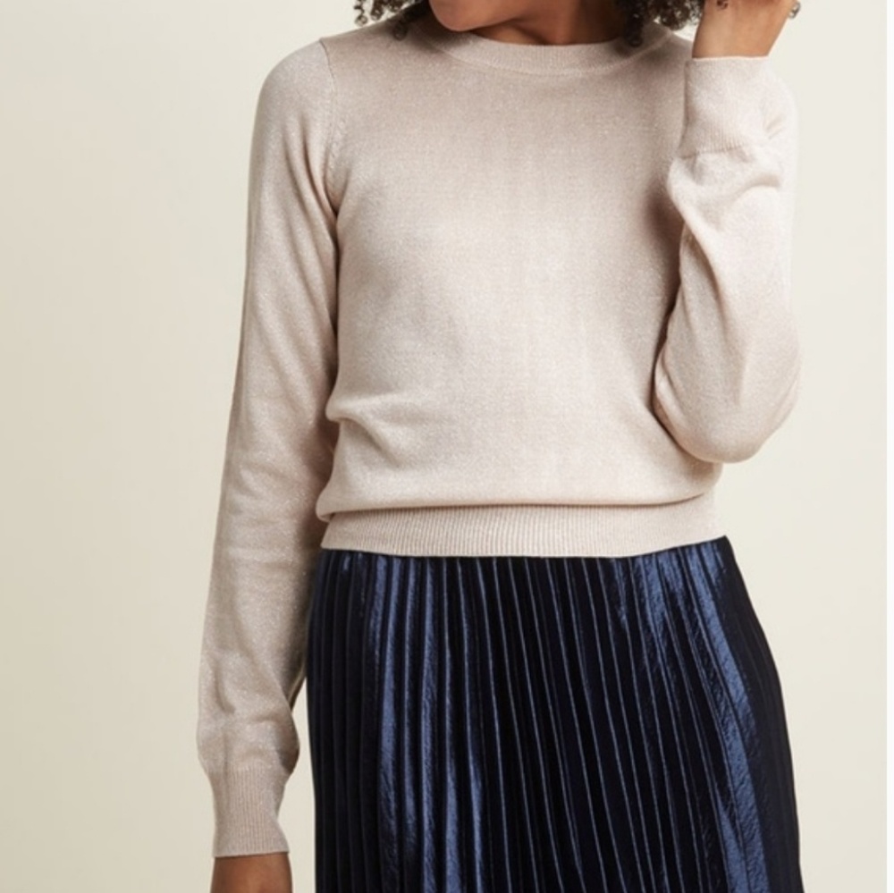 Modcloth Cutout Back Rose Gold Metallic Sweater - Picture 2 of 7